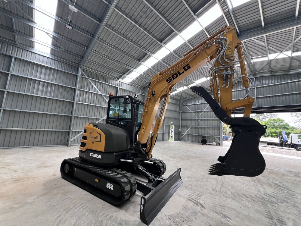 A60LG Mini Excavator image 2