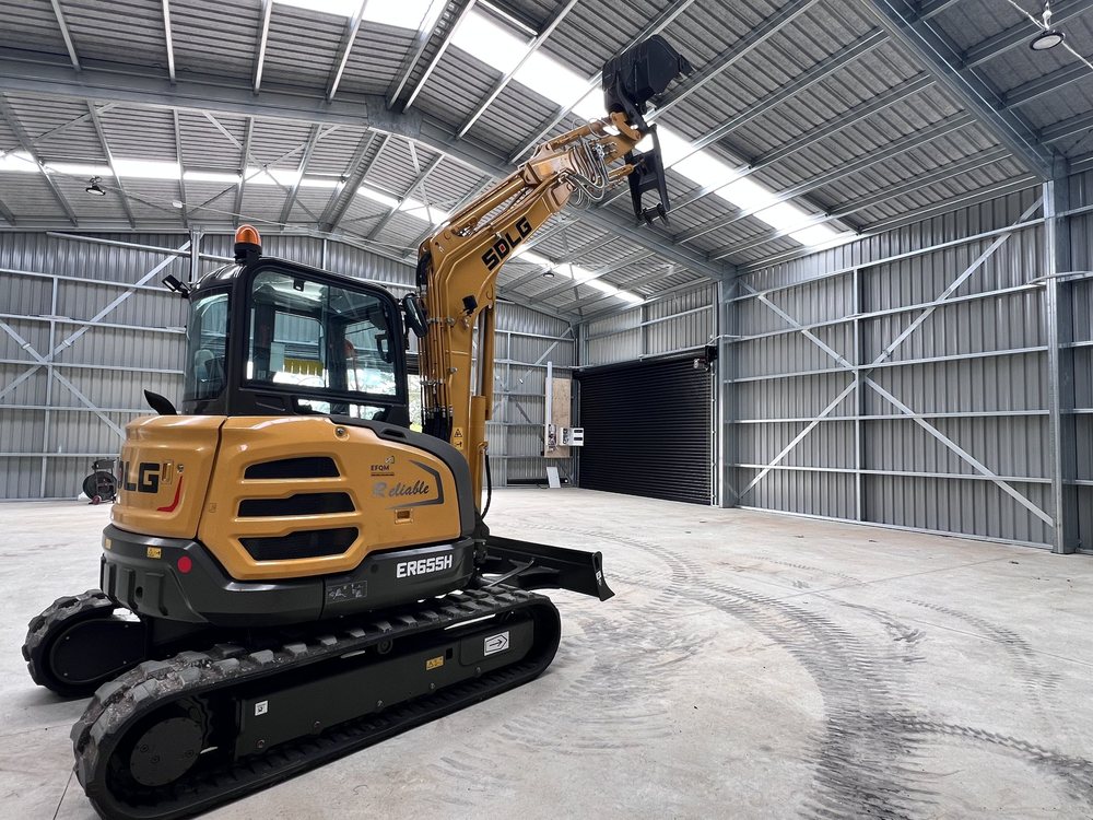 A60LG Mini Excavator image 3